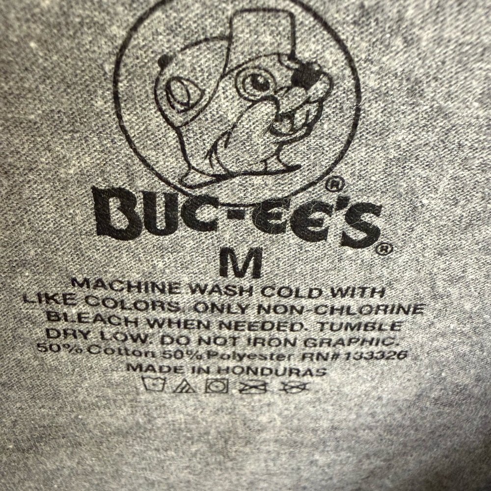 Buc-ee’s Gray T Shirt - Picture 3 of 7